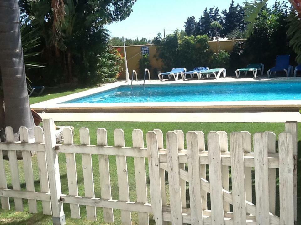 Chalet La Huerta Con Piscina Y Wifi Conil De La Frontera Exterior photo